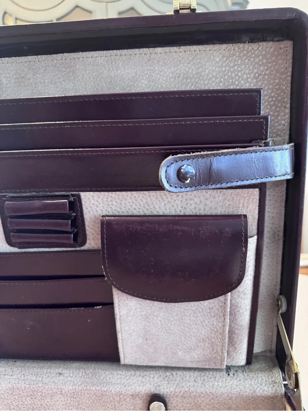 Vintage Mallard Men's Briefcase - Brown Burgundy Leather